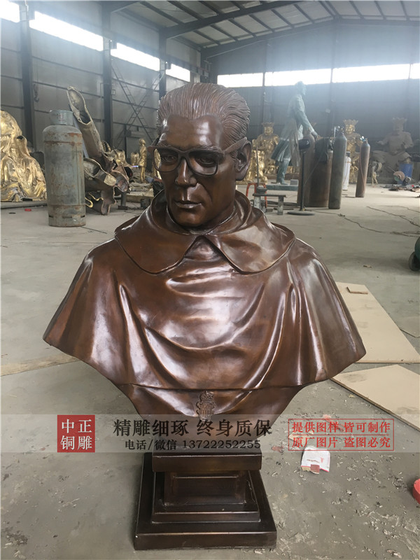 名人雕塑圖片