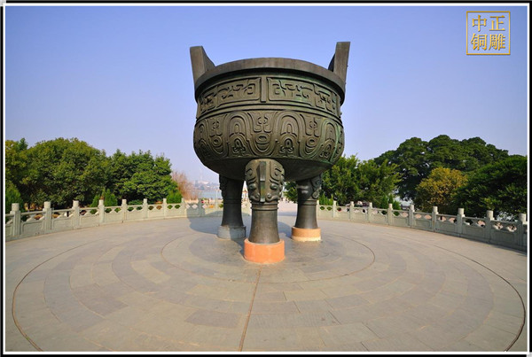 圓鼎鑄造.jpg 圓鼎鑄造.jpg