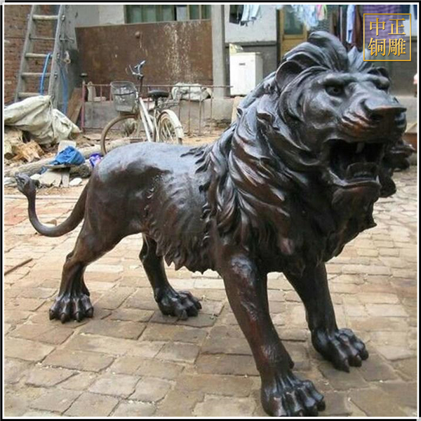 鑄造大型銅獅子雕塑.jpg 鑄造大型銅獅子雕塑.jpg