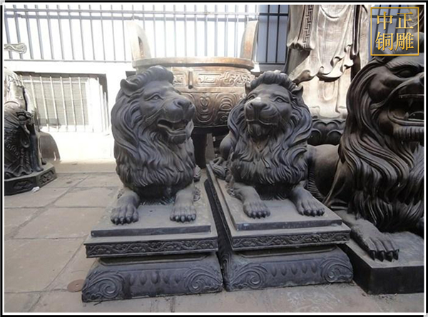 笑面銅獅子雕塑.jpg 笑面銅獅子雕塑.jpg