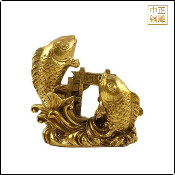 銅鯉魚躍龍門.jpg 銅鯉魚躍龍門.jpg