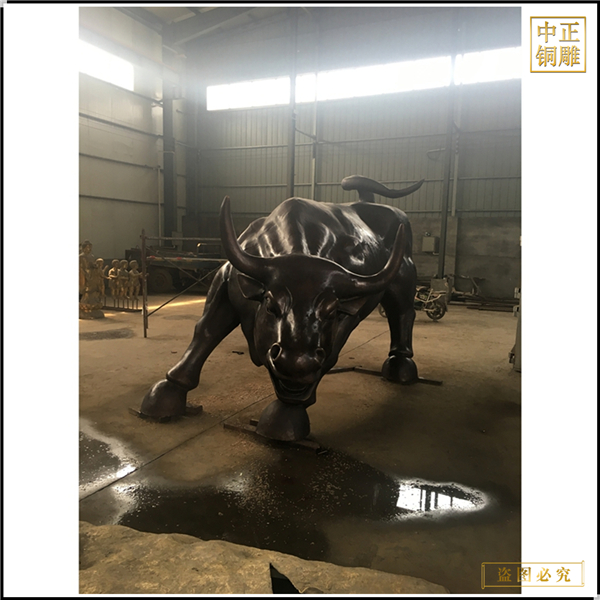 a廣場(chǎng)華爾街銅牛鑄造.jpg a廣場(chǎng)華爾街銅牛鑄造.jpg