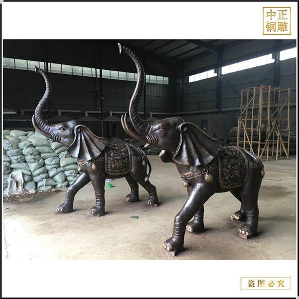 酒店別墅門口銅雕大象一對(duì).jpg 酒店別墅門口銅雕大象一對(duì).jpg