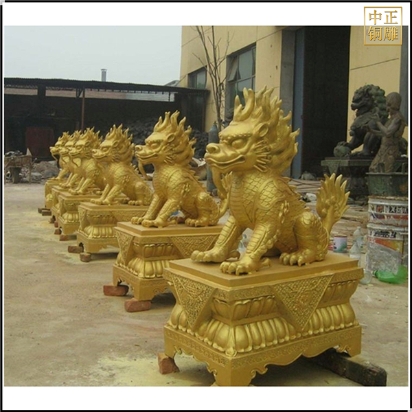 各種型號(hào)銅麒麟雕塑